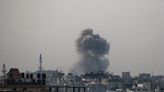 An airstrike kills 20 in central Gaza and fighting rages as Israel’s leaders air wartime divisions - The Boston Globe