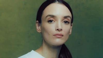 Charlotte Le Bon replaces Francesa Corney in ‘The White Lotus’ season 3