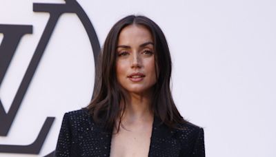 Ana de Armas faltó a la boda de una amiga para poder atender una llamada de trabajo