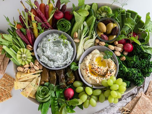 The Best Ways To Elevate Your Store-Bought Veggie Platter