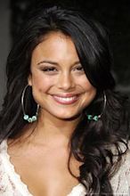 Nathalie Kelley