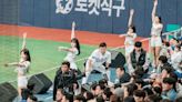 ‘Prepárate para gritar’: Cómo ser un fanático del béisbol en Corea del Sur