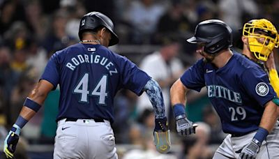 Cal Raleigh homers twice, Julio Rodriguez adds another as Mariners mash Padres