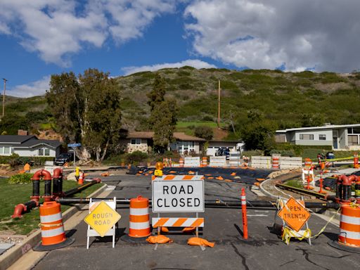 Power shutoffs creep wider on Palos Verdes Peninsula. Dozens of Rolling Hills homes to go dark