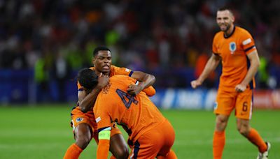 Netherlands come back to beat Turkey - RTHK