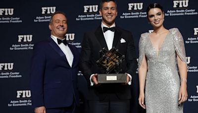 Funcionarios, empresarios y otros líderes influyentes participaron de la gala “Champion of Liberty” en Miami