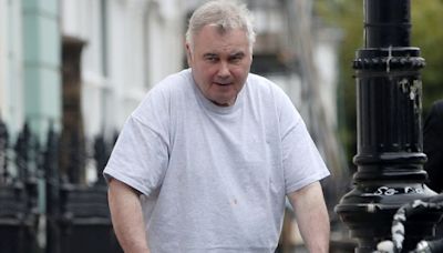 Troubled Eamonn Holmes in pain and using walking aid after Ruth Langsford split