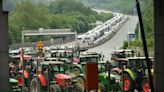 Agricultores levantan el bloqueo en la frontera franco-española