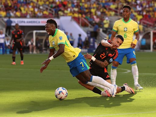 Copa América: Brasil se quedó cortó ante Colombia y enfrentará al Uruguay de Bielsa sin el suspendido Vinicius