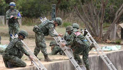 廢止義務役1年役期公投提案 中選會函請領銜人限期補正 | 軍事 - 太報 TaiSounds