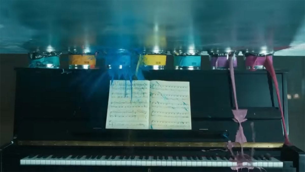 Apple apologizes for iPad ad that features a crushed piano