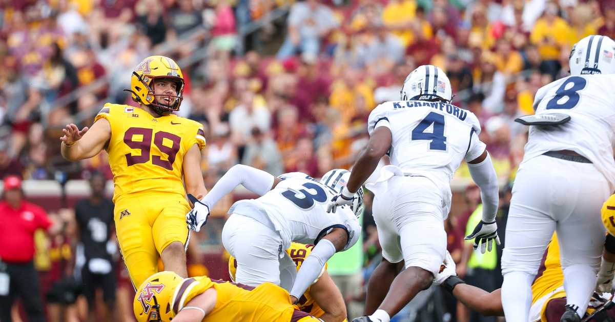 Dragan Kesich makes Gophers football history with field goal vs. Nevada