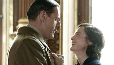 De Gaulle (France 3) - Isabelle Carré : "Yvonne a sa part dans la décision d’appeler à la résistance"