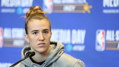 Sabrina Ionescu Calls Out Reporter After Inappropriate Body Comment