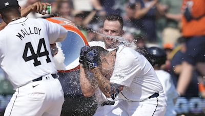 Tigers score five runs in the ninth, beat Dodgers 11-9 in 10 innings