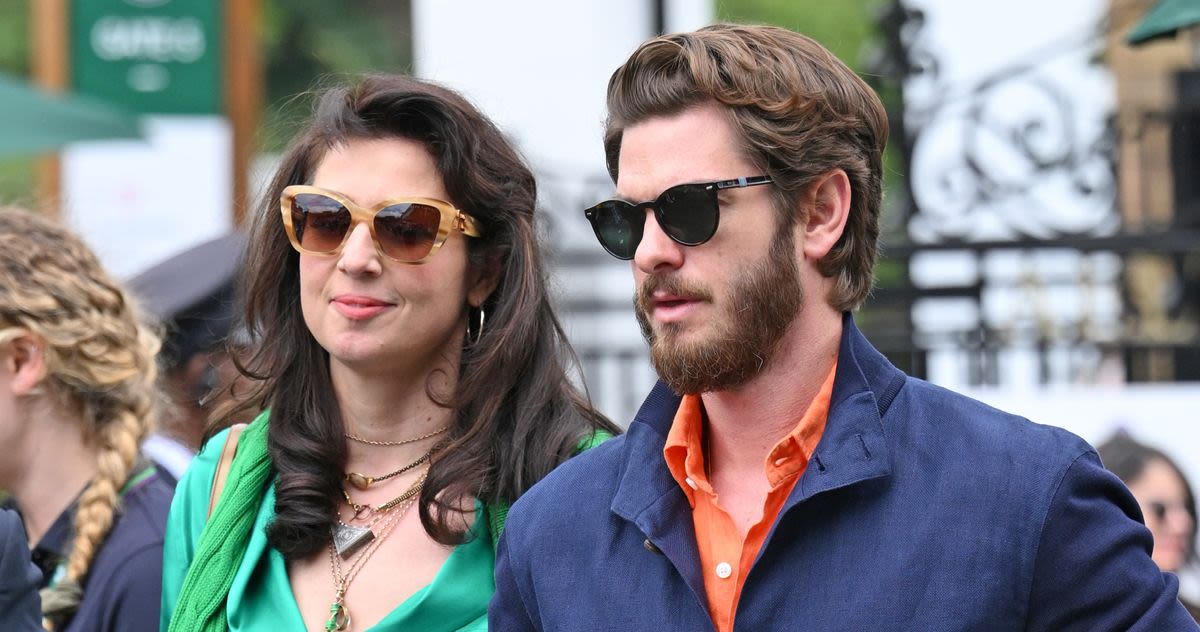 Andrew Garfield’s Girlfriend Swears She Didn’t Cast a Spell on Him