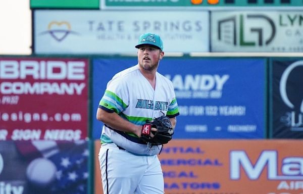 Baseball’s Latest Sensation Is a 270-Pound Lefty Called Tugboat. And He’s Completely Unhittable.