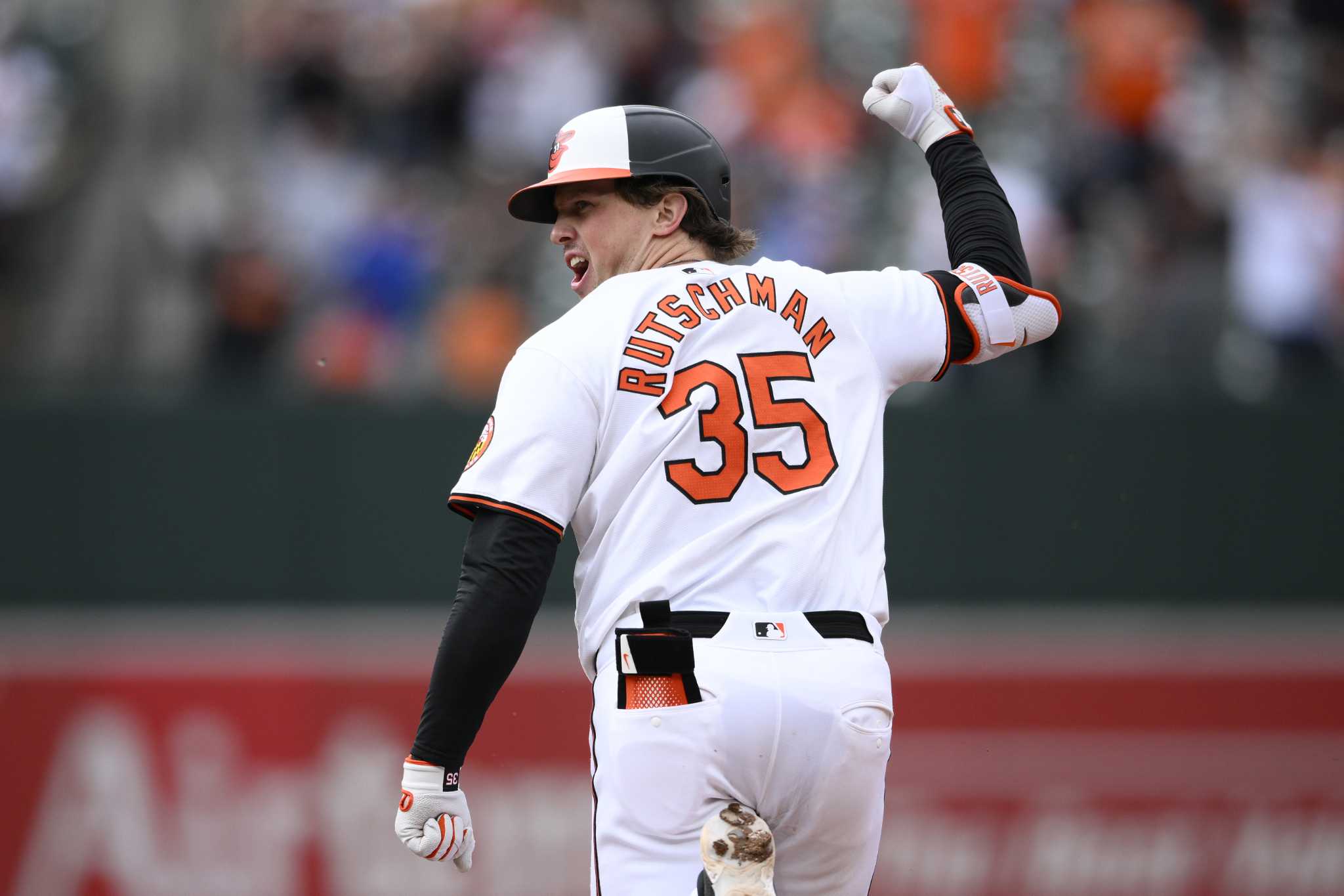 Adley Rutschman's 2-run homer in bottom of the 9th helps Orioles avoid sweep in 3-2 win over Toronto