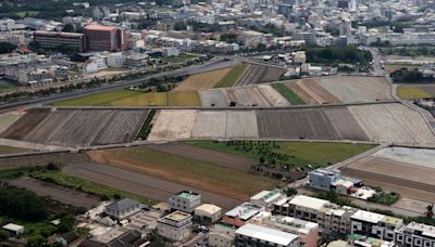 沒有「犧牲補貼」不劃農地？國土計畫下，良田面積反成縣市「錢鬥戰場」 - 報導者 The Reporter