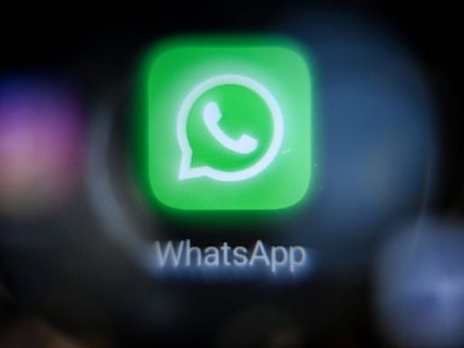 WhatsApp could soon show you who is online now to encourage people to chat