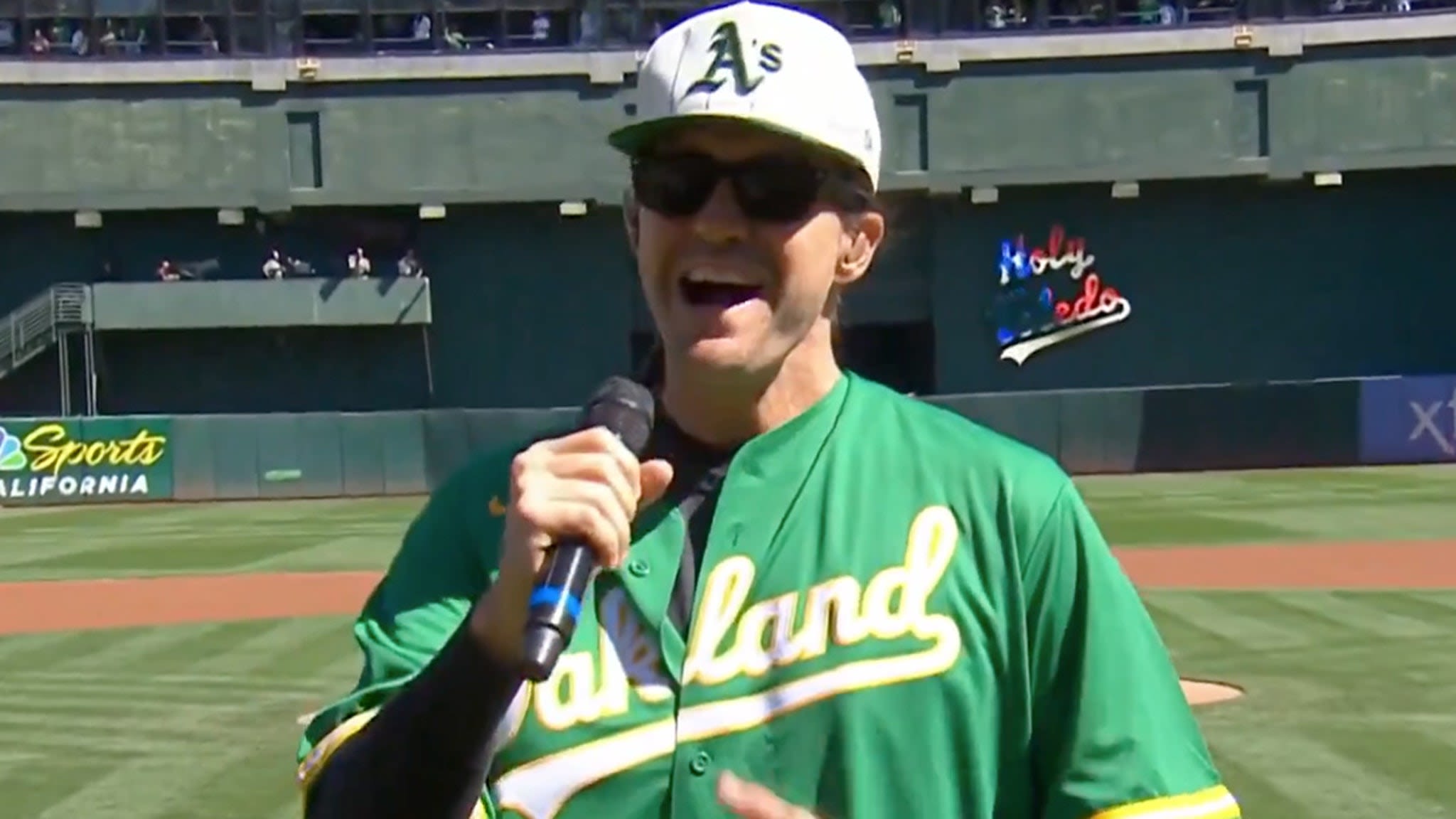 A's Legend Barry Zito Sings National Anthem At Last Game In Oakland