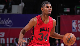 Bulls rookie Justin Lewis suffers apparently serious knee injury