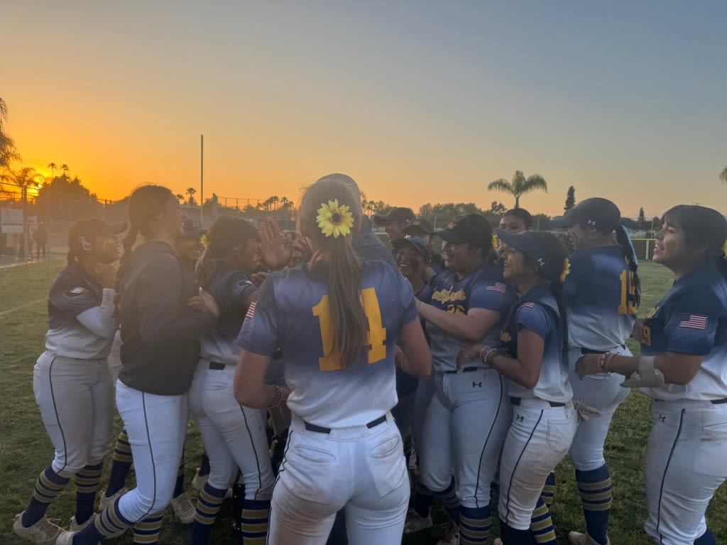 California’s softball team survives another marathon finish, beats Valley View to reach Division 2 championship game