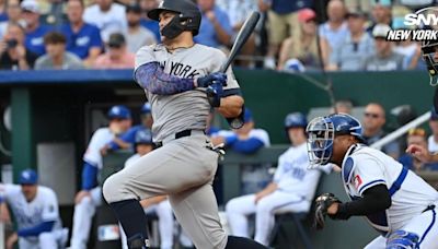 Aaron Boone gives an update on Giancarlo Stanton and evaluates DJ LeMahieu's season