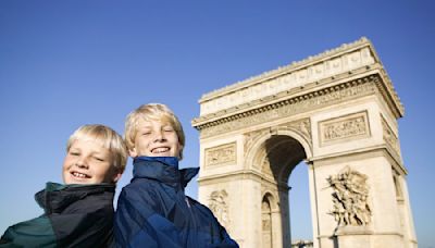 Voici les 20 prénoms parisiens pour petits garçons qui vont plaire aux parents en 2025