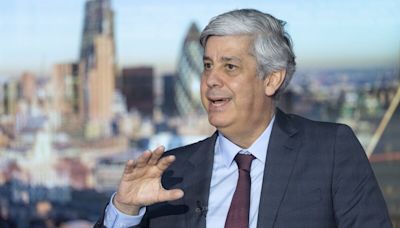 ECB’s Centeno Sees No Reason to Worry Over Jump in Wages