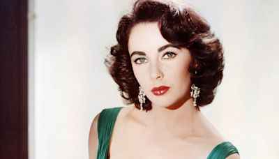 The Iconic Reason The Chocolate Martini Became Elizabeth Taylor's Favorite Drink