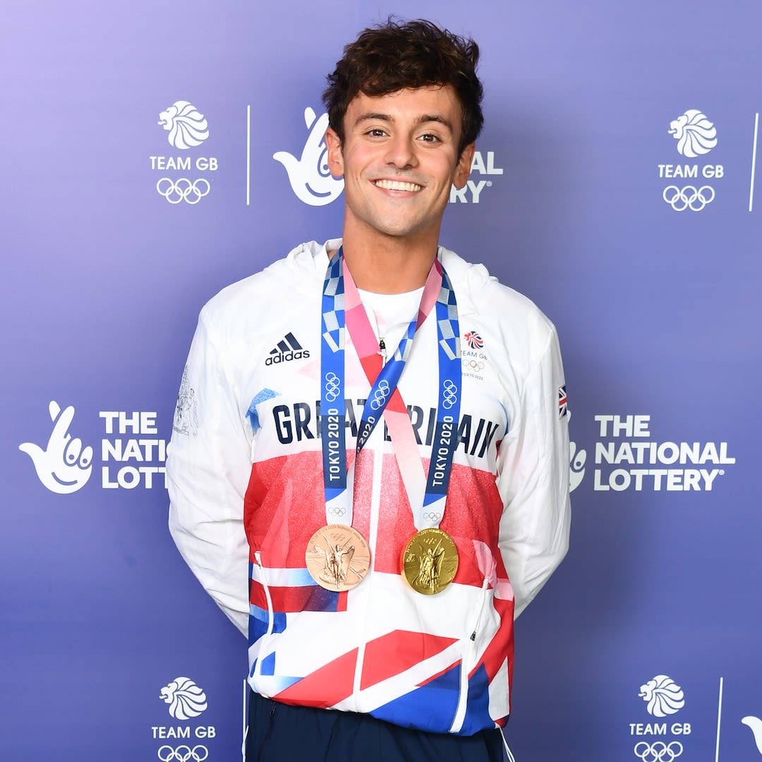 Diver Tom Daley Shares Look at Cardboard Beds in 2024 Paris Olympic Village - E! Online