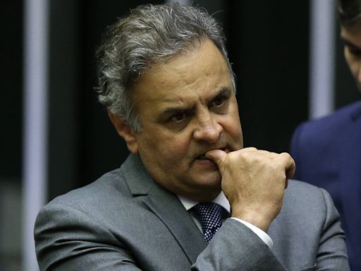 Mônica Bergamo: 'É constrangedor ter que aplaudir Aécio Neves e justificar voto de Maria do Rosário', diz advogado do PT sobre saidinha de presos