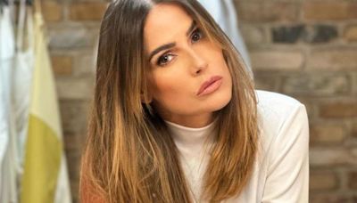 Deborah Secco exibe corpo delineado em novos cliques e web reage