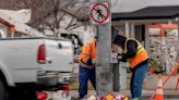 Crews repair Richland light post where 3 died in suspected street racing crash