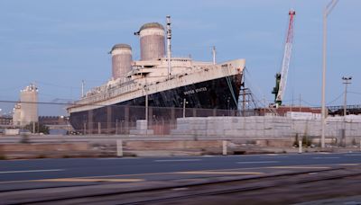 Historic ship to be kicked out of Philadelphia over rent dispute