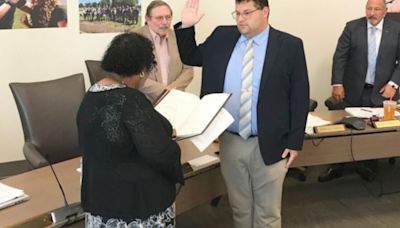 Nanna joins Utica school board at reorganizational meeting