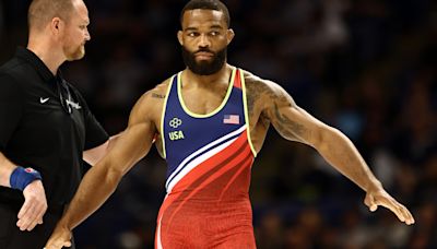 Jordan Burroughs details decision to keep wrestling after Olympic Trials defeat