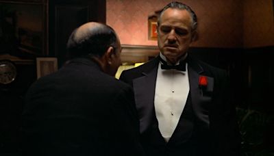 ...Marlon Brando’s Inflated Ego Made Filming 1 Movie That Starred His Godfather Successor Robert De Niro Impossible