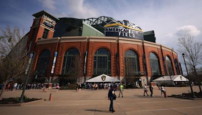 11 people hurt after Brewers-Cubs game when escalator malfunctions at American Family Field