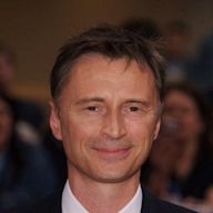 Robert Carlyle