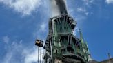 Incendio en la flecha de la catedral de la ciudad francesa de Ruán