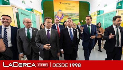 Globalcaja rinde homenaje a agricultores y ganaderos y pone de relieve el valor del sector agroalimentario de Castilla-La Mancha en su stand de Expovicaman