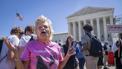 Supreme Court rules ex-presidents have broad immunity, dimming chance of a pre-election Trump trial