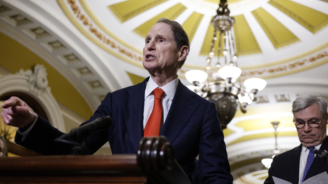 Scoop: Wyden secures KOSA win, but will vote no