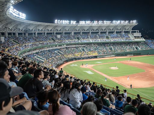 台鋼雄鷹》高雄就是台鋼雄鷹的家 劉東洋：明年澄清湖場次會增加