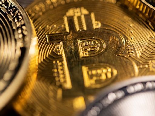 ¡CUIDADO! Volatilidad de Bitcoin: ¿Los ETF lo atan a las tasas de interés? Por Investing.com