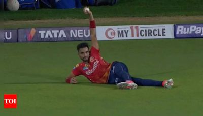 'Elon Musk paaji...': Yuzvendra Chahal's hilarious response after Harshal Patel imitates his 'trademark' celebration pose - Times of India