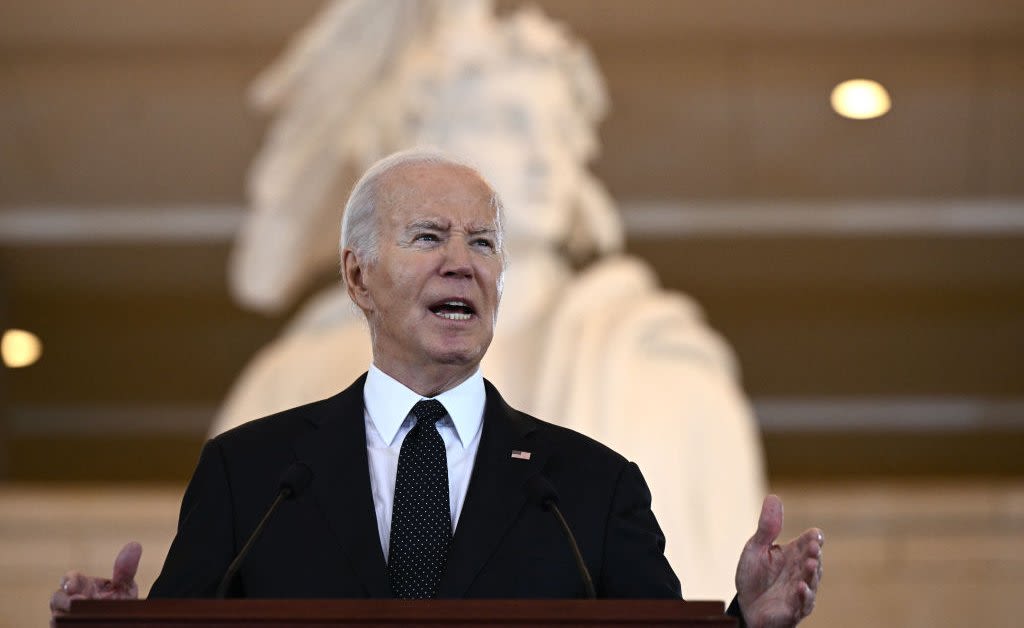 Biden Condemns 'Ferocious' Surge in Antisemitism in Speech