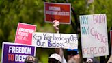 El gobernador Gavin Newsom quiere dejar que médicos de Arizona realicen abortos en California